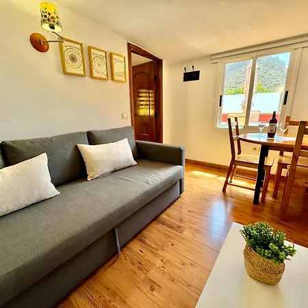 El Almendro Apartment