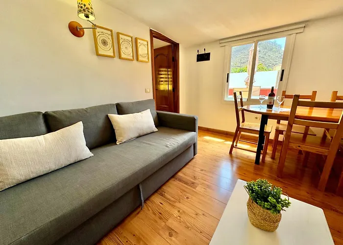 El Almendro Apartment